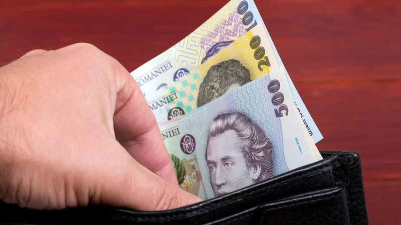 Ce categorie de români pot primi bani dacă se îmbolnăvesc? E directivă UE - Foto: Profimedia Images/ Imagine cu caracter ilustrativ