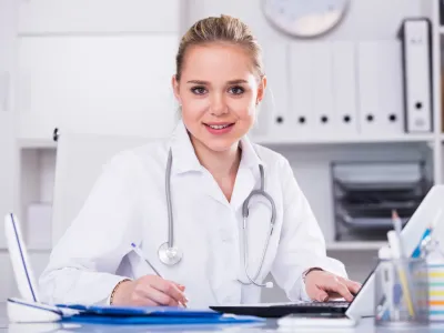 Guvernul anunță creșteri de salarii: profesorii - 700 lei, medic primar - 600 lei. Cine pierde 2.000 lei/lună?
