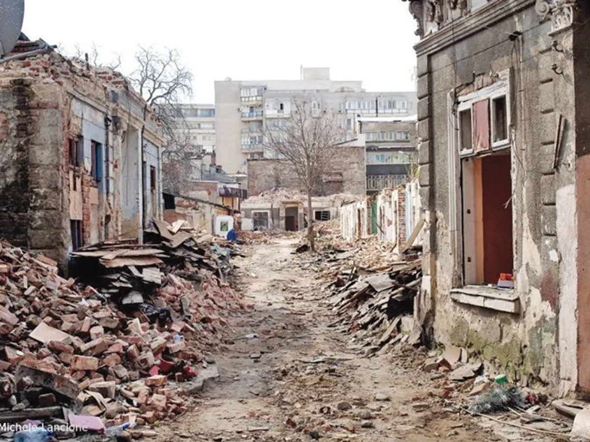 Evacuarea din strada Vulturilor, din 2014, a fost una dintre cele mai dramatice din ultimii ani: peste 100 de oameni au stat în stradă mai bine de un an