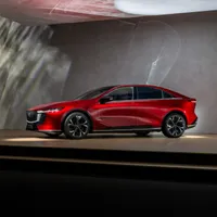 Și cel mai conservator constructor auto face pasul electric. „Limuzină” cu 552 km autonomie - Foto: Mazda