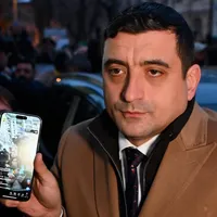 TikTok, din nou arma manipulării la prezidențiale. George Simion preia strategia lui Călin Georgescu - Foto: Profimedia images