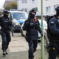 Un elev român de 16 ani, săltat de poliție în Germania - Foto: Profimedia Images