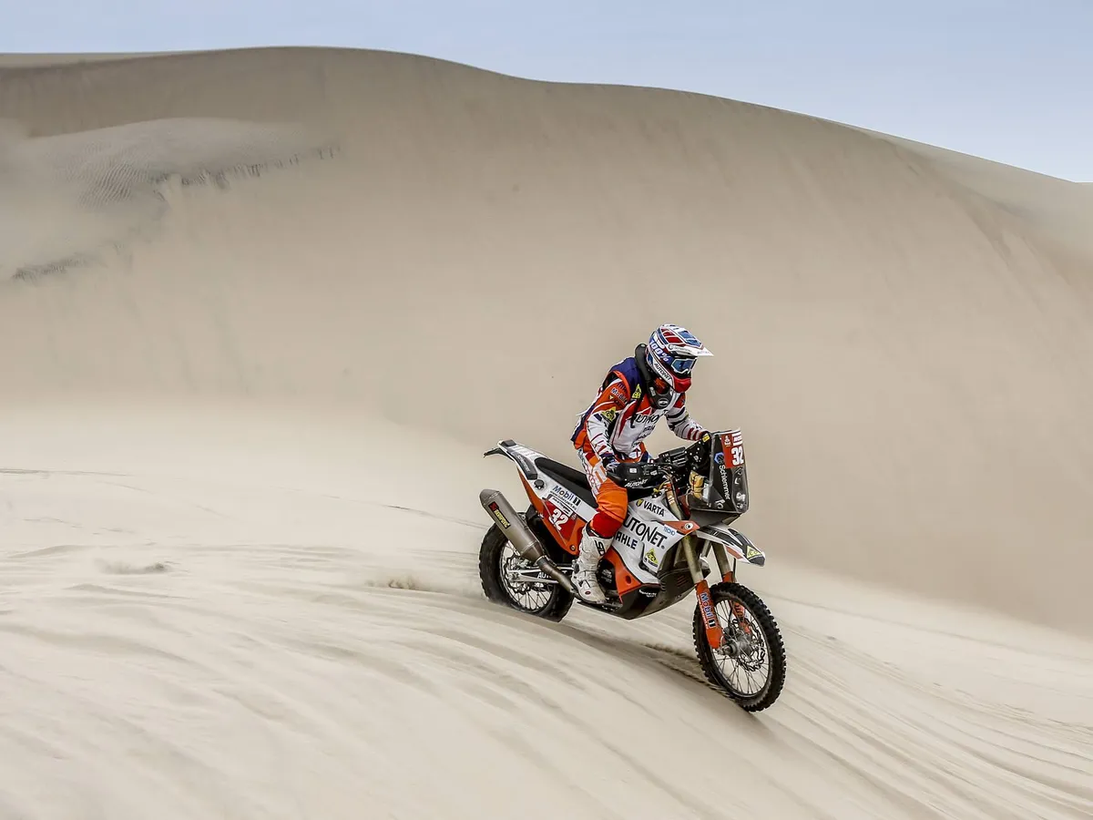 Emanuel Gyenes, rider-ul român din Dakar 2019.