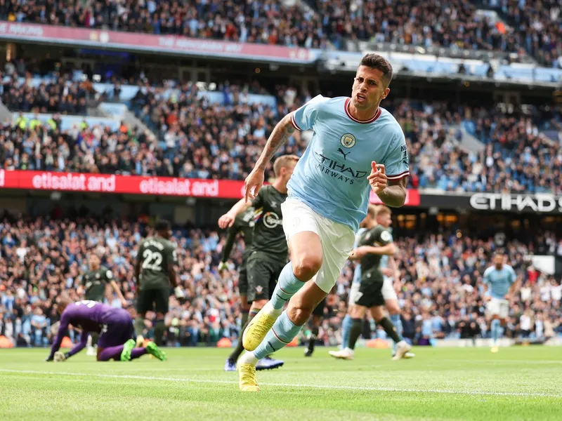 Joao Cancelo își sărbătorește golul din partida Manchester City - Southampton din Premier League - Foto: Profimedia Images