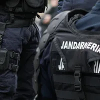 Jandarm de 24 de ani, în stare critică după ce s-ar fi împușcat în cap cu arma din dotare - Foto: Profimedia images
