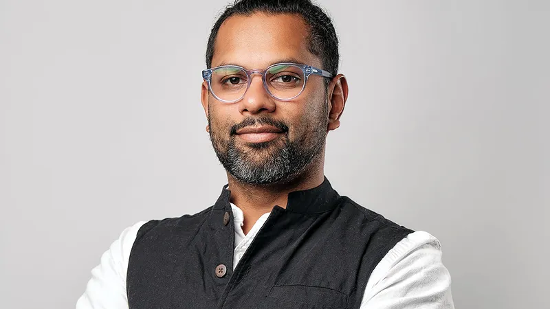 Jeeshan Chowdhury  fondator și director executiv, Journey Colab