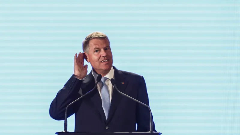 Moscova îl acuză pe Iohannis că susține retrocedarea proprietăților organizațiilor naziste. Foto Inquam Photos/Octav Ganea