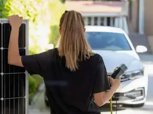 Electrificarea mașinilor prin Green Deal, un pariu pierdut? Italia și Cehia contestă amenzile uriașe - Foto: Profimedia Images - Imagine cu rol ilustrativ