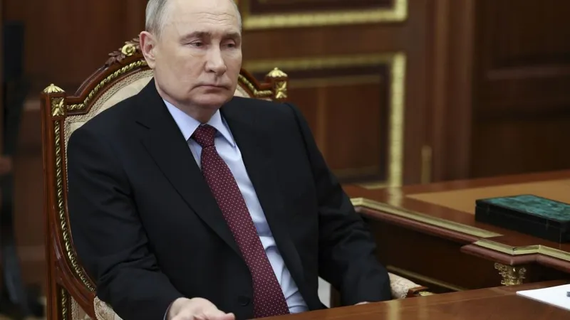Putin a pierdut 300.000 soldați, dar nu îi pasă. De ce are șanse să câștige războiul? - Foto: Profimedia Images