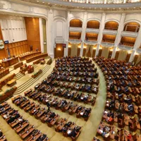Parlamentarii se ascund în spatele votului secret când, spre indignarea alegătorilor, resping cererile de ridicare a imunității Foto: Inquam