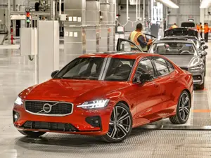 Lansarea lui S60 a coincis cu inaugurarea noii fabrici Volvo din Charleston, Statele Unite