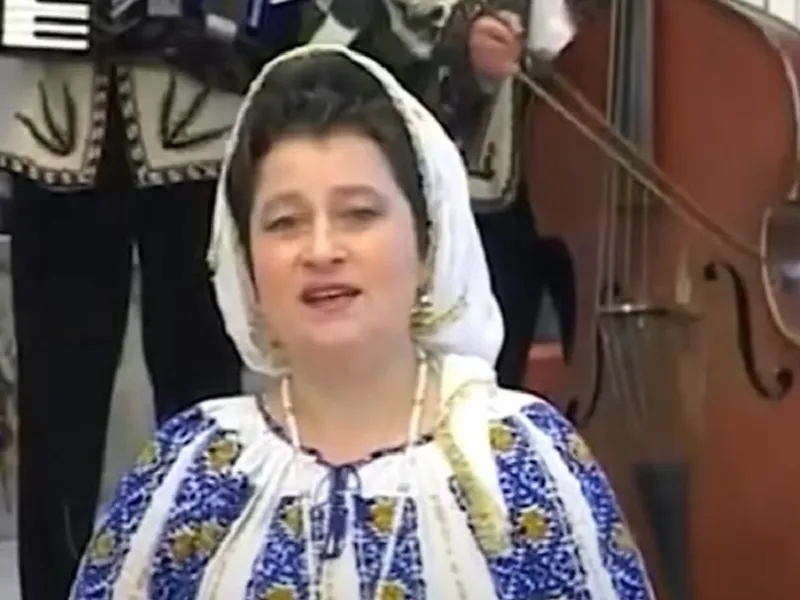 Mariana Drăguț femeia de pe genericul emisiunii Tezaur Folcloric Foto: youtube