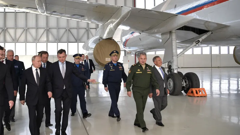 Putin și-a chemat avionul din care poate comanda un război nuclear (imagine cu rol ilustrativ)-Foto: Profimedia Image