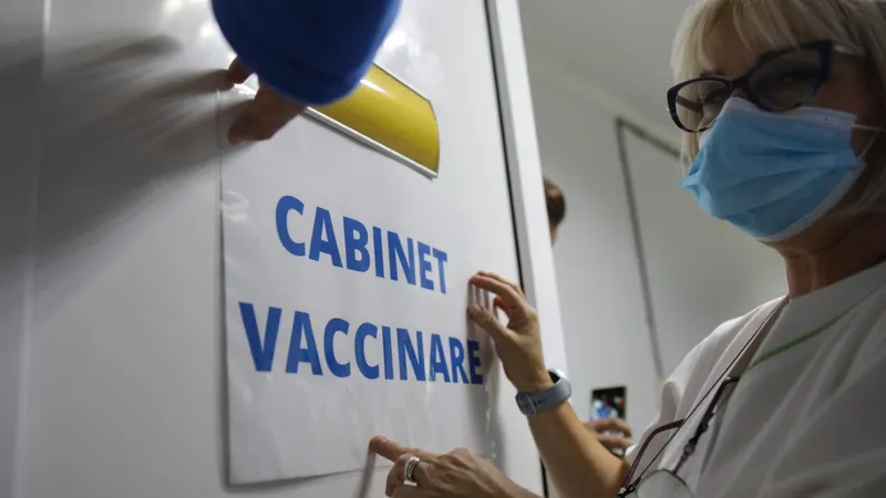 Românii, conspiraționiști și înainte de COVID: în 2019, sub 50% credeau că vaccinurile protejează/FOTO: Inquam Photos/Octav Ganea