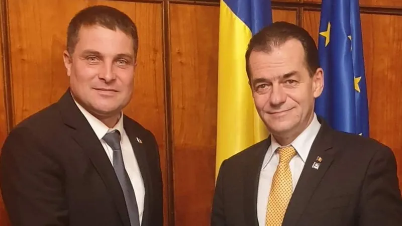 Primarul PNL Vladimir Petrut împreună cu premierul Orban Foto: Facebook