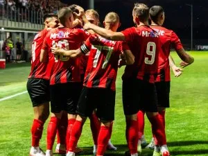 ”Csikszereda să joace în campionatul Ungariei, nu are ce căuta în România! Cum adică «fără români și fără negri»?! Nu o mai primeau nici la județ dacă era în altă țară”