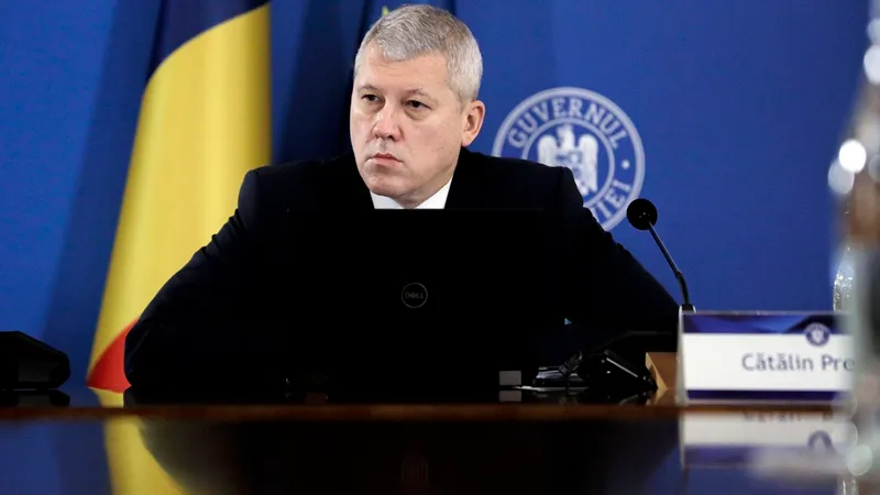 Cătălin Predoiu despre Călin Georgescu: Guru expirat. Dă senzaţia că a ieşit din fabricile de spioni - Foto: INQUAM PHOTOS / Malina Norocea