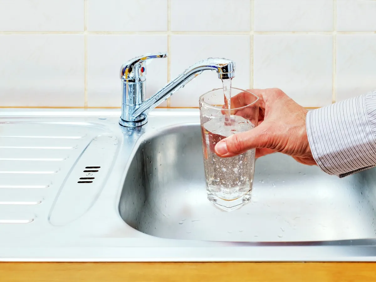 Apa de la robinet - Foto: Profimedia