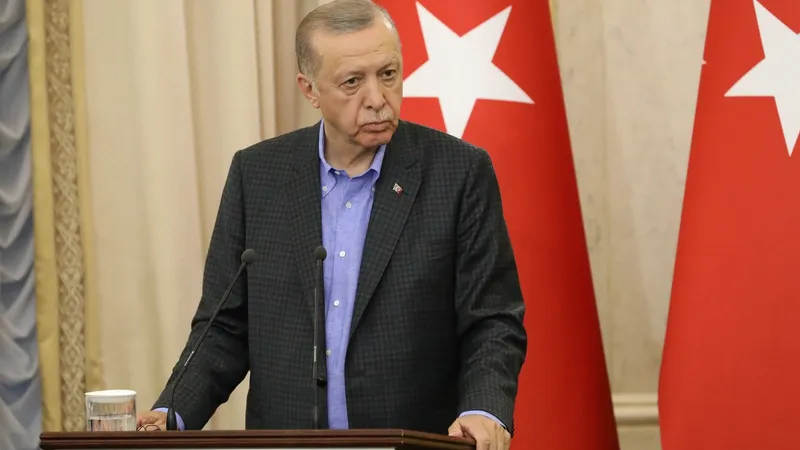 Recep Tayyip Erdogan are un discurs contondent la adresa Greciei, susținând că avioanele Atenei încalcă spațiul aerian al Turciei - Foto: Profimedia Images/ Mykola Tys