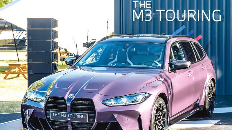 BMW M3 Touring, prima alternativă la Audi RS4 Avant
pentru tăticii pasionați de condus