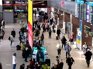 Magazinele din interiorul aeroportului Otopeni se vor închide pentru o lună. Ce se va întâmpla? - Foto: Observator / imagine rol ilustrativ