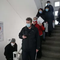 Coadă la vaccinare în Spitalul Marius Nasta/FOTO: Inquam Photos/Octav Ganea
