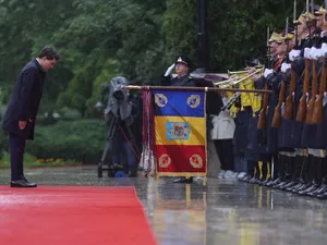 Nicușor Dan, mesaj pentru rezerviști. Când cresc pensie militare? - Foto: INQUAM PHOTOS / Octav Ganea