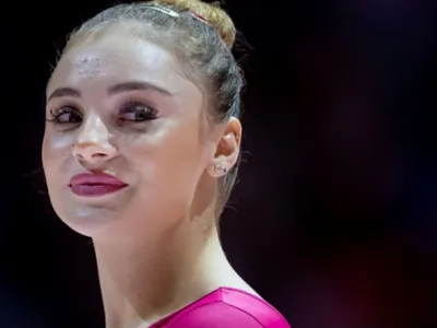 Sabrina Voinea, un nou scandal! Gimnasta și-ar fi bătut iubitul de față cu toată lumea: ”I-a dat palme și pumni”