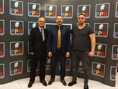 Ce pedeapsă a primit un fost deputat AUR Mihai Lască (centru) - Foto: facebook / Mihai Lască