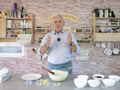 Rețetă de pască, à la „Chef” Liviu Dragnea. Smântăna tradițională, înlocuită cu mascarpone - Foto: captură video