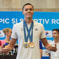 Grindeanu se spală pe mâini de bazinele cerute de David Popovici: ”Să le facă privații” - Foto: Profimedia Images