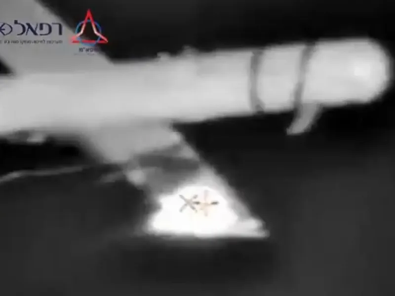 Războiul dronelor: Israel a folosit în premieră „Magen Or”, o armă laser ca în filmele SF - Foto: captură video