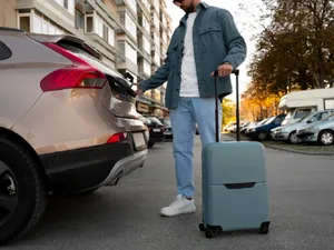 Coșmar pentru 6 români care se întorceau acasă din Germania. Abandonați, fără bani, acte și bagaje - Foto: Freepik (rol ilustrativ)