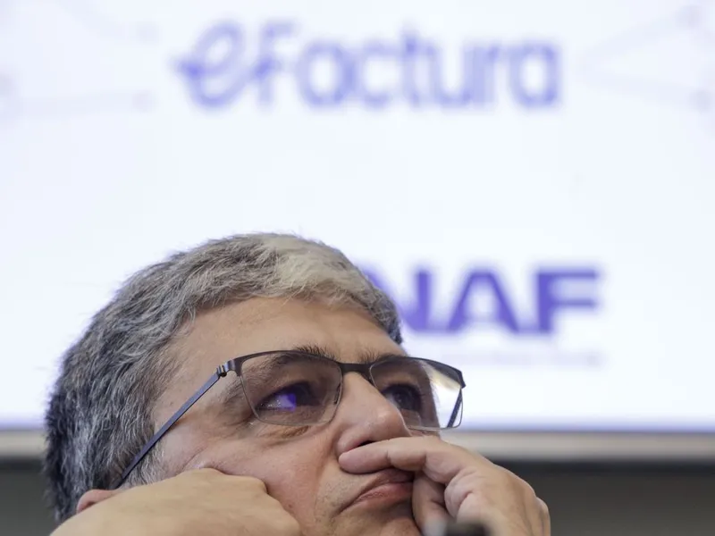 E-factura mai mult încurcă lucrurile, decât să le descurce - Foto: INQUAM PHOTOS / Octav Ganea