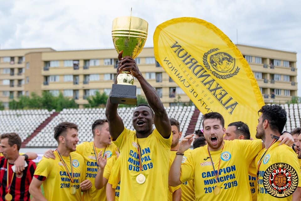 FC Carmen București a învins CSA Steaua și a devenit campioana Municipiului București Foto: Facebook