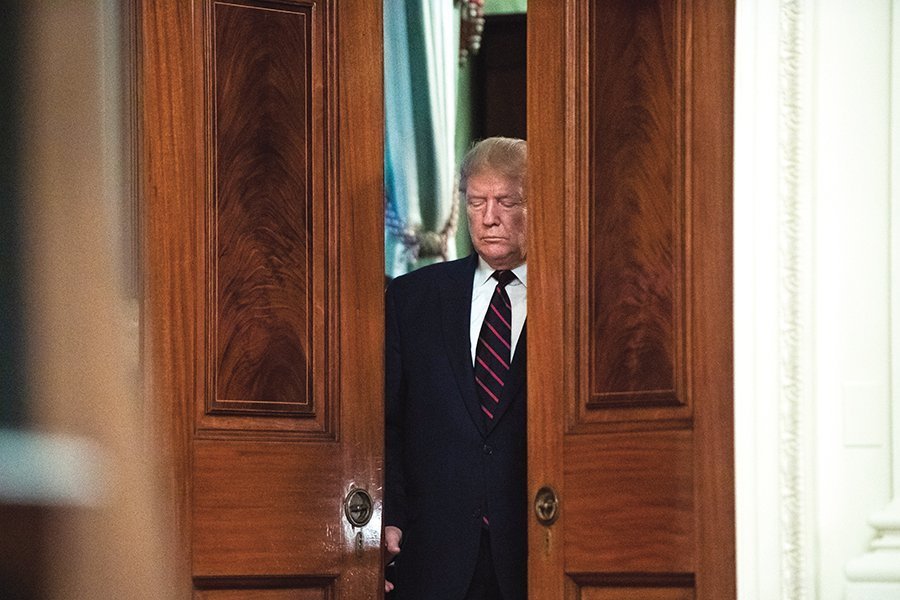 CULISE Donald Trump a ales să vorbească cu Volodimir Zelenski pe o linie super-securizată. Cu toate astea, informațiile au ajuns la urechile democraților
