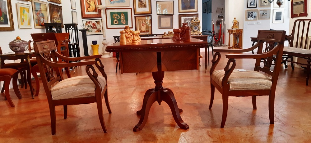 Masa de șah în expoziția Licitației de Design de Interior