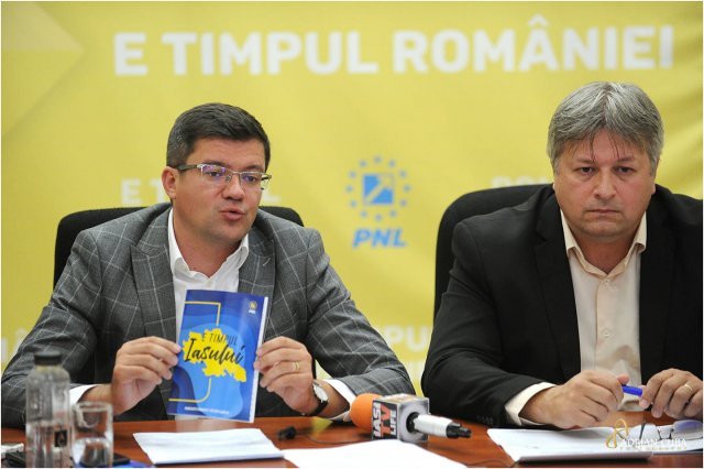 Costel Alexe și Romeo Vatră/FOTO: ziaruldeiasi.ro