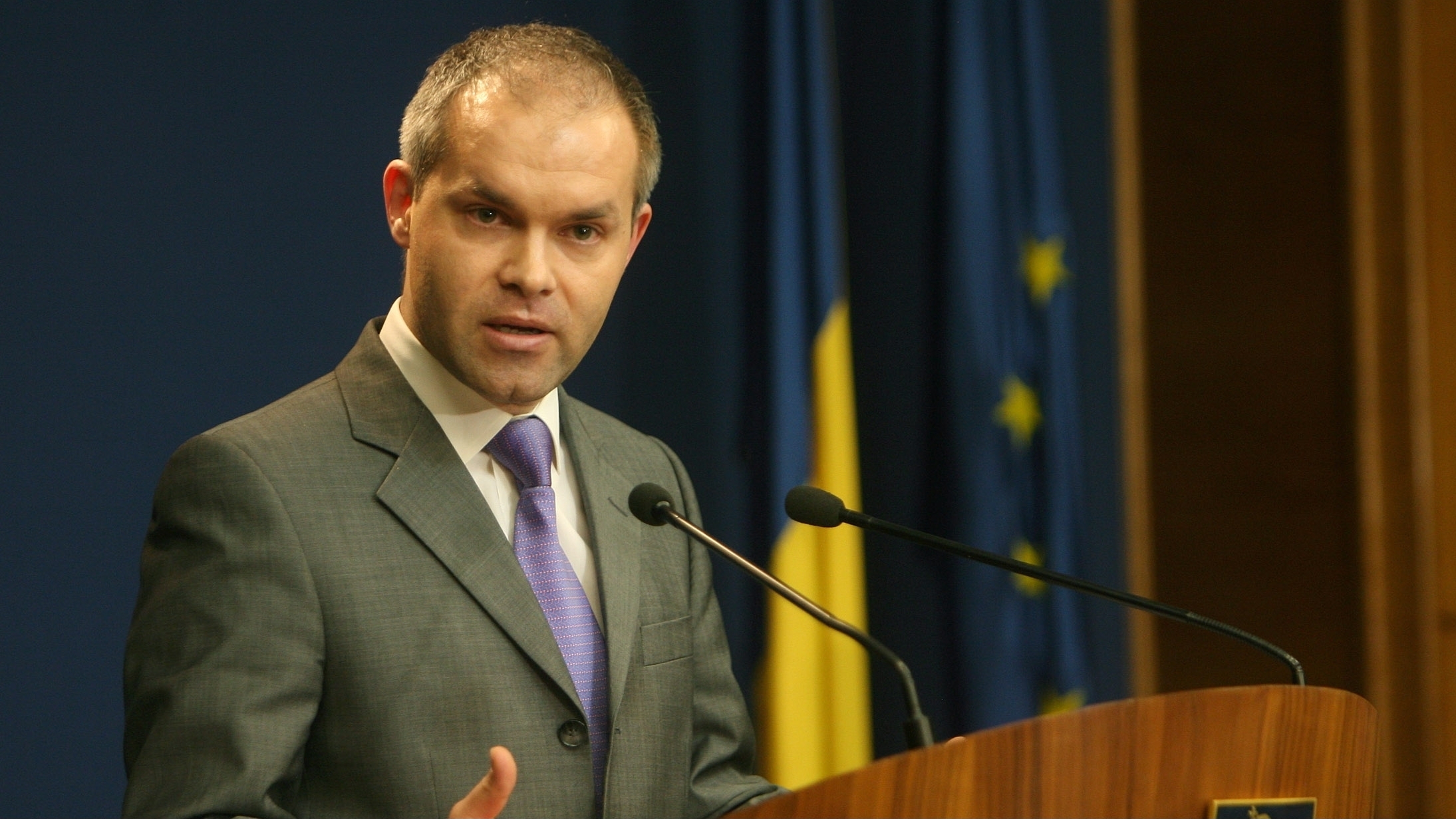 Daniel Funeriu