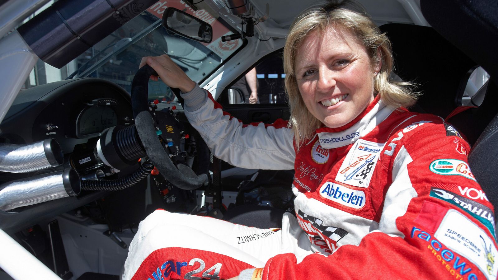 Sabine Schmitz, la Nürburgring în 2010. / Foto: news.sky.com