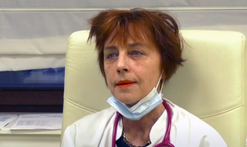 „Doctorița-minune” Flavia Groșan nu poate demonstra că a vindecat 1.000 de pacienți. Foto captură Antena 3