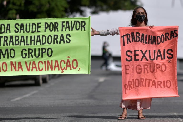 Sute de protituate din Brazilia, în grevă. Cer prioritate la vaccinare:„Suntem în prima linie”. / Foto: istoe.com.br