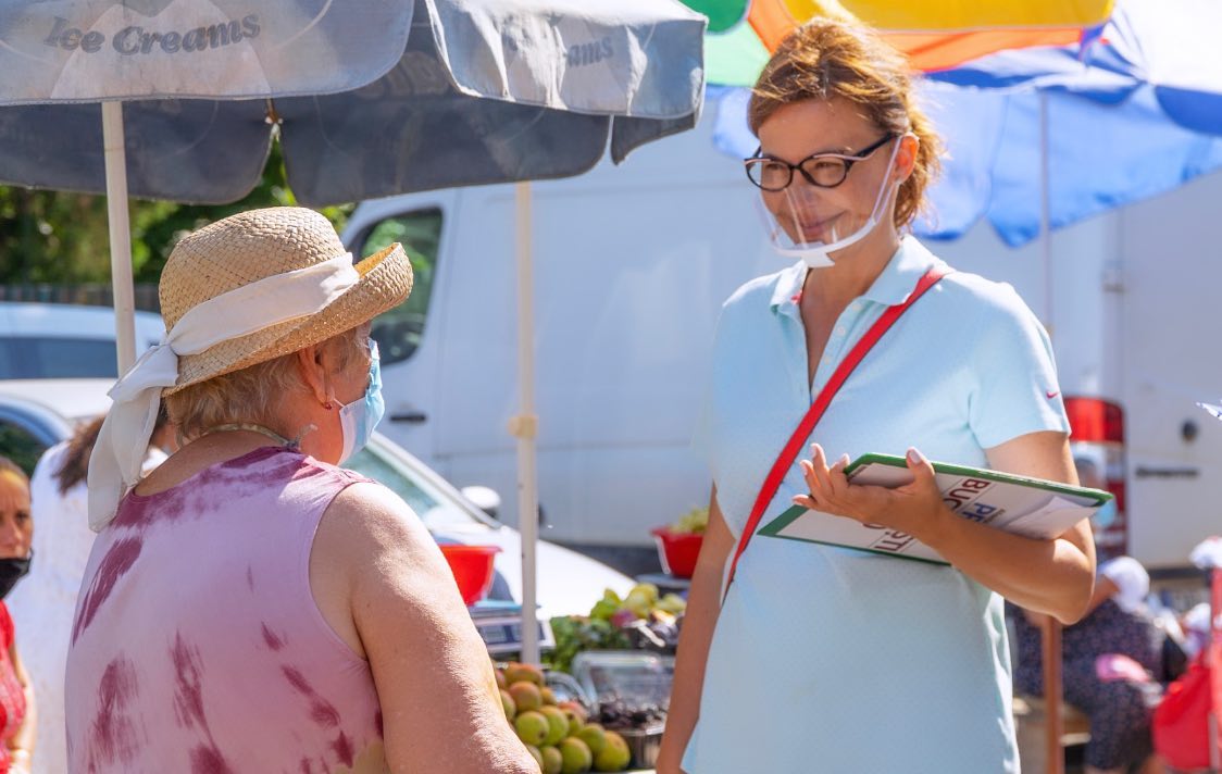 Adina Alberts are 2.000.000 € în bancă, suprinsă în campania electorală din 2019 / FB