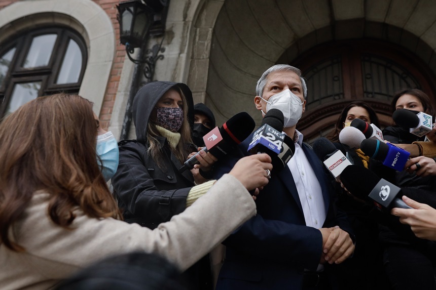 Primele negocieri ale lui Cioloș cu PNL, UDMR și minoritățile, un fiasco: „Nicio concluzie”. / Foto: Inquam Photos / George Calin