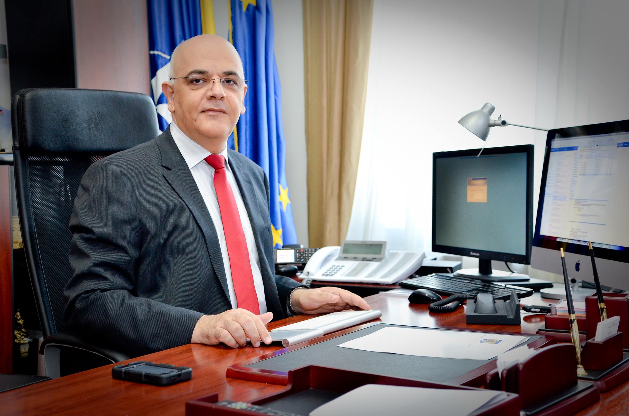 Raed Arafat: Joi va începe distribuirea a două milioane de teste pentru elevi/FOTO: Facebook/RaedArafat
