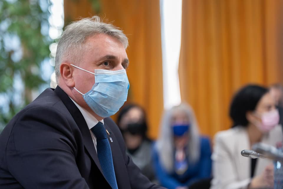 În 2022 vor fi montate 600 de camere radar fixe pe cele mai aglomerate drumuri din țară/FOTO: Facebook/LucianBode