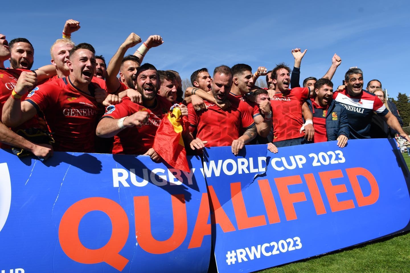 După bucuria calificării la Cupa Mondial a venit decizia World Rugby prin care Spania a fost descalificată pentru a doua oară consecutiv, iar jucătorii sunt revoltați pe conducerea Federației Spaniole Foto: facebook
