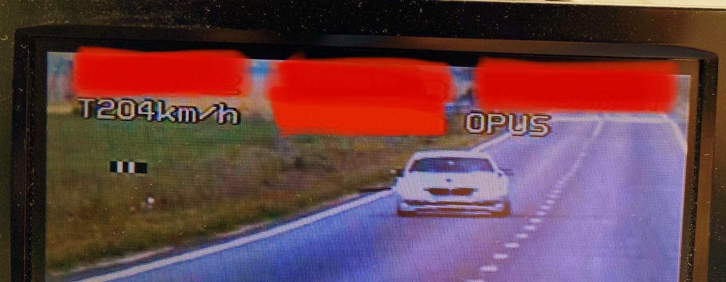 Conducea cu peste 200 km/h / FOTO: https://www.facebook.com/www.politiaromana.ro