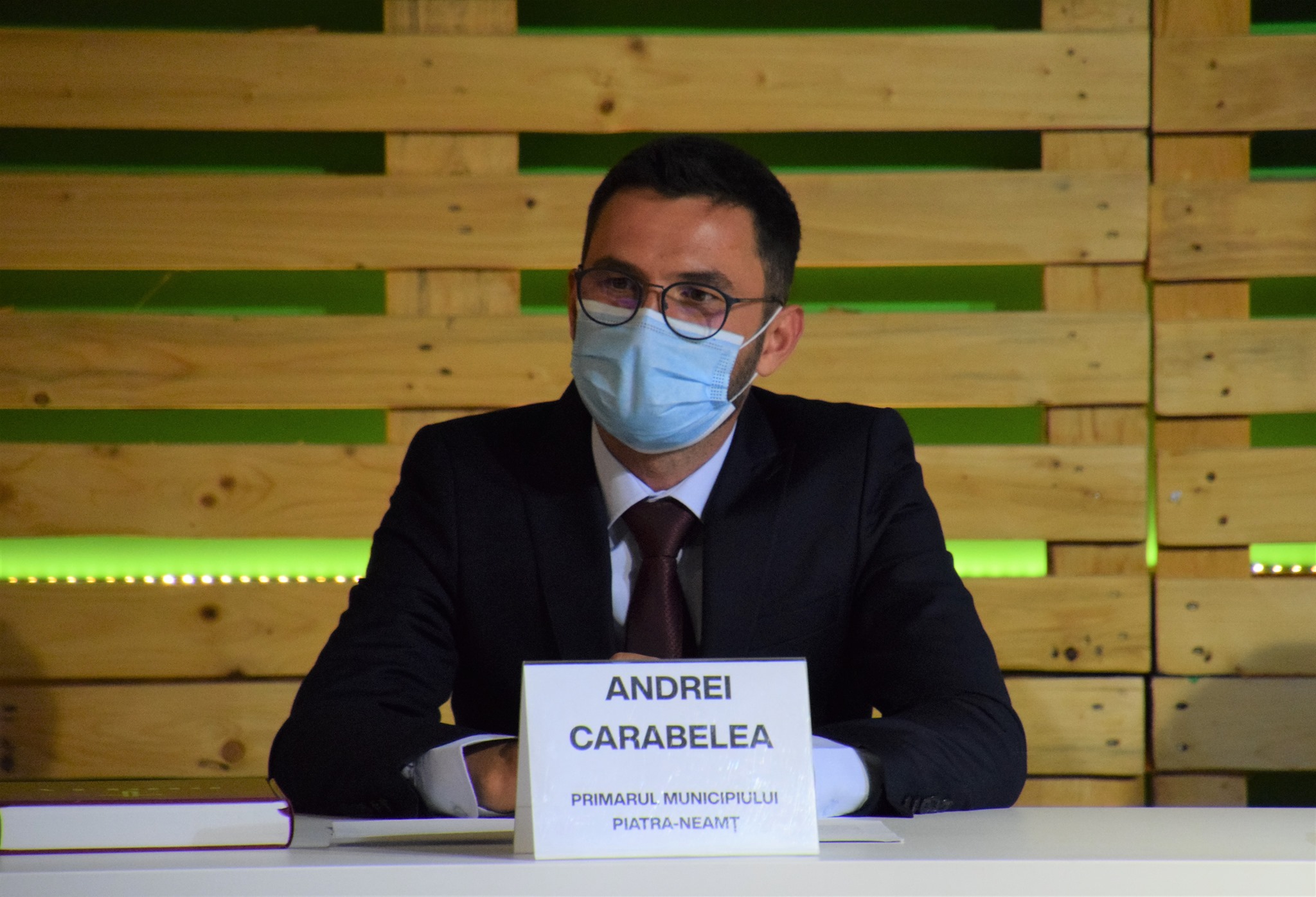 Primarul municipiului Piatra-Neamţ, Andrei Carabelea- Foto: FACEBOOK