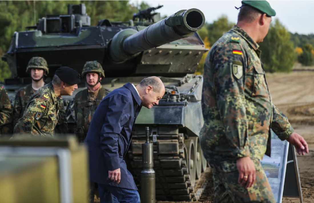 Cancelarul german Olaf Scholz s-a răzgândit în privința tancurilor pentru Ucraina- Foto: EFE via EPA